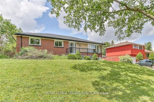 1032 Eagle Dr, London, ON, N5Z3H5 | Card Image