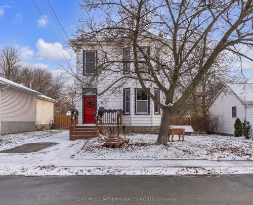 {{alt}} | Card Image