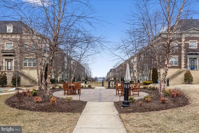 332 - 874 Regents Sq, Townhouse with 4 bedrooms, 4 bathrooms and null parking in OXON HILL MD | Image 38