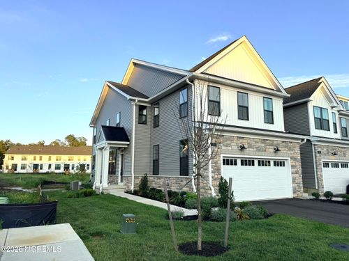 7 Colt Ln, Manalapan, NJ, 07726-4546 | Card Image