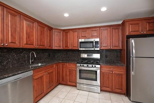 apt-98-280 Belmore Ave, East Islip, NY, 11730-1326 | Card Image