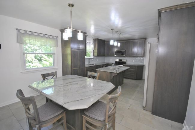 112 Half Moon Ln, House other with 3 bedrooms, 3 bathrooms and null parking in Rustburg VA | Image 8