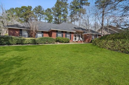 521 Green Hills Dr, Hattiesburg, MS, 39402-9209 | Card Image