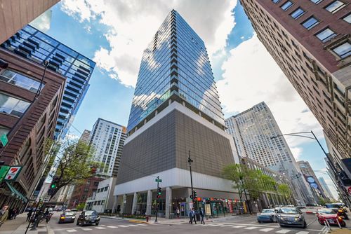 apt-2301-550 N Saint Clair St, Chicago, IL, 60611-4806 | Card Image