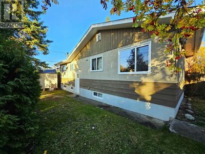 893 Gillett St, House other with 4 bedrooms, 2 bathrooms and null parking in Prince George BC | Image 2