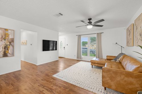 1908 Denfield Dr, Round Rock, TX, 78664-2221 | Card Image