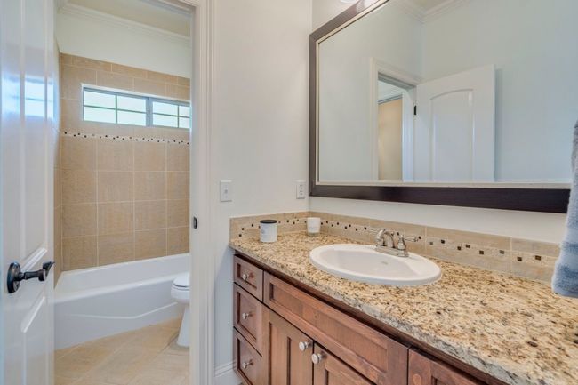 Shared Full bathroom between 3rd-4th Bedrooms | Image 26