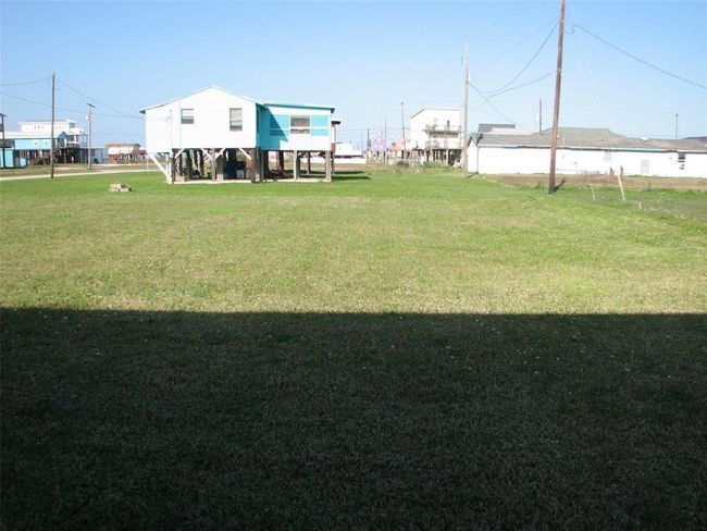 1219 Monument Dr, House other with 1 bedrooms, 1 bathrooms and null parking in Freeport TX | Image 6