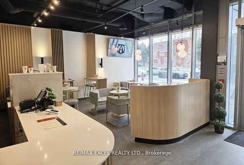 9471 Yonge St, Richmond Hill, ON, L4C0Z5 | Card Image