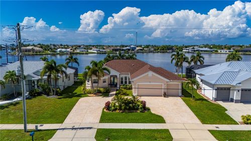 21551 Edgewater Dr, PORT CHARLOTTE, FL, 33952-9763 | Card Image