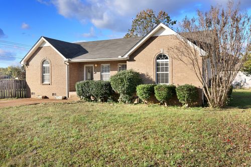 1001 Chad St W, Portland, TN, 37148-2252 | Card Image