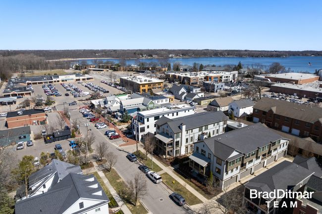 BLDG-1 - 702 Croswell Ave, Condo with 3 bedrooms, 3 bathrooms and null parking in East Grand Rapids MI | Image 38