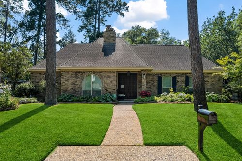 1723 Hidden Villas Dr, Kingwood, TX, 77339-3333 | Card Image