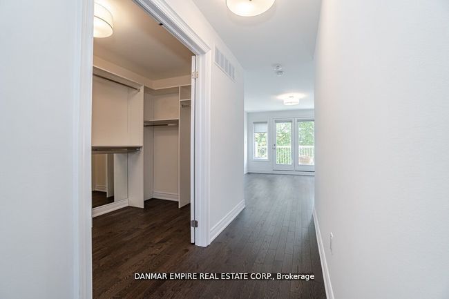 31 Hiawatha Crt, House attached with 3 bedrooms, 4 bathrooms and 2 parking in Vaughan ON | Image 24
