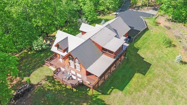 4760 Anderson Rd, Home with 4 bedrooms, 4 bathrooms and 2 parking in Hiawassee GA | Image 76