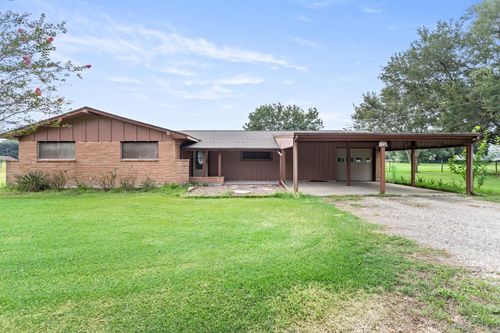 207 N Carter Rd, Winnie, TX, 77665-8927 | Card Image