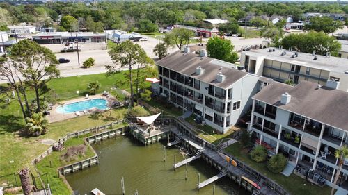 apt-515-4011 Nasa Pkwy, El Lago, TX, 77586-6242 | Card Image