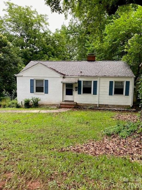 1909 Camp Greene St, Charlotte, NC, 28208-5061 | Card Image
