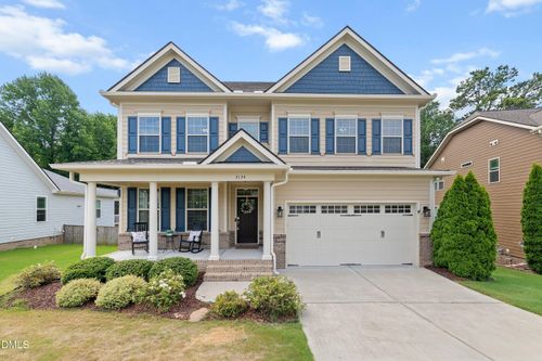 3134 Jones Lake Rd, Fuquay Varina, NC, 27526-3968 | Card Image