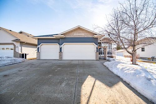 93 Dowler St, Red Deer, AB, T4R2X7 | Card Image