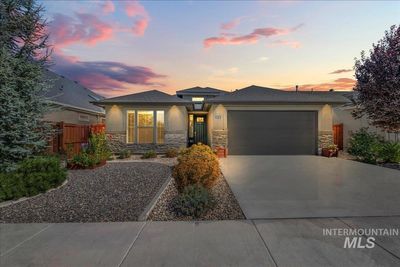 6758 S Kirra Ave, House other with 3 bedrooms, 2 bathrooms and 2 parking in Boise ID | Image 2