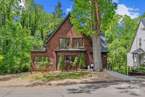 21 Sylvan Ave, Asheville, NC, 28801-1619 | Card Image