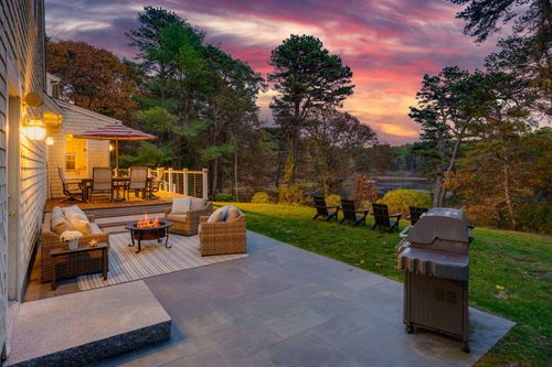 86 Greenland Cir, South Dennis, MA, 02660-2403 | Card Image