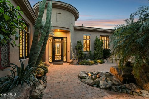 8310 E Tumbleweed Drive, Scottsdale, AZ, 85266 | Card Image