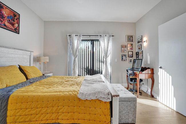 804 Waterview Dr, Condo with 3 bedrooms, 3 bathrooms and null parking in Palm Springs FL | Image 19