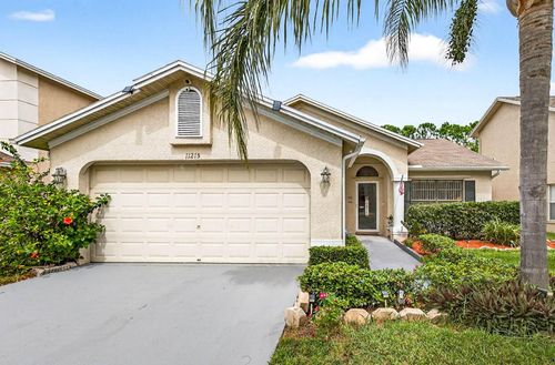 11215 Clayridge Dr, TAMPA, FL, 33635-1550 | Card Image