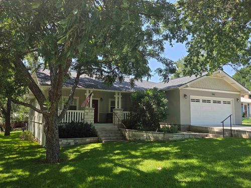 1102 Avenue F, Marble Falls, TX, 78654-5250 | Card Image