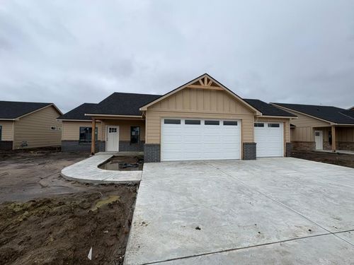 5817 N Plumthicket St, Bel Aire, KS, 67226-3561 | Card Image