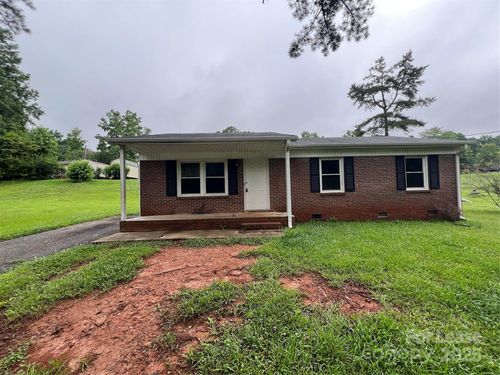 1804 Alpine Dr, Kings Mountain, NC, 28086-4102 | Card Image