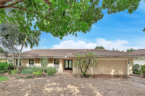 303 Nw 105th Ter, Coral Springs, FL, 33071-7913 | Card Image
