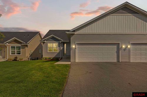 1039 Sakatah Ct, Madison Lake, MN, 56063-4004 | Card Image