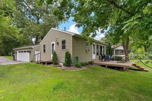 30125 Norway Ave, Lindstrom, MN, 55045-8366 | Card Image