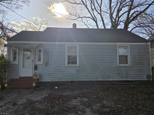 3121 Jersey Ave, Norfolk, VA, 23513-4131 | Card Image