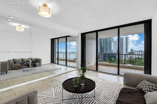 apt-808-1581 Brickell Ave, Miami, FL, 33129-1236 | Card Image