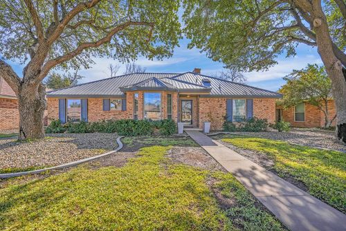 4211 Saint Andrews Dr, Midland, TX, 79707-4447 | Card Image