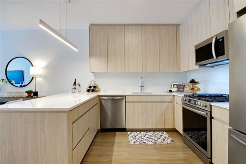 apt-105-333 Warner Ave, Roslyn Heights, NY, 11577-1096 | Card Image