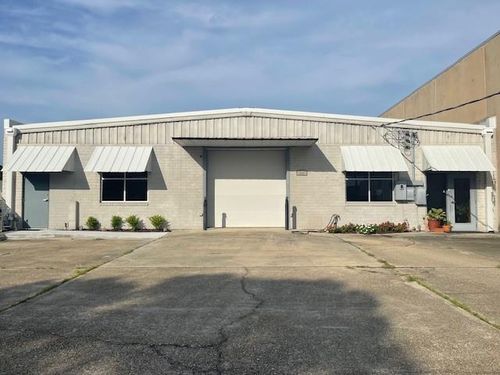 1025 Dealers Ave, Harahan, LA, 70123-2201 | Card Image