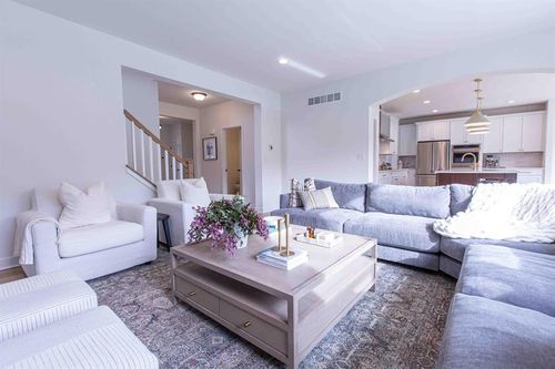 5778 Trail Side Ln, Hamburg Twp, MI, 48189-8162 | Card Image