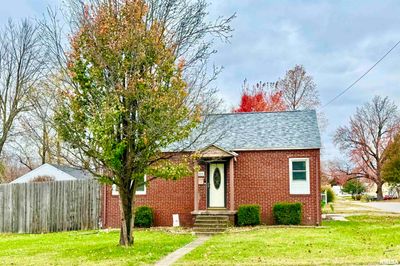 501 S 27 Th Street, House other with 2 bedrooms, 1 bathrooms and null parking in Mt Vernon IL | Image 1