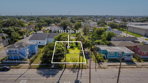 1513 35th St, Galveston, TX, 77550-6713 | Card Image