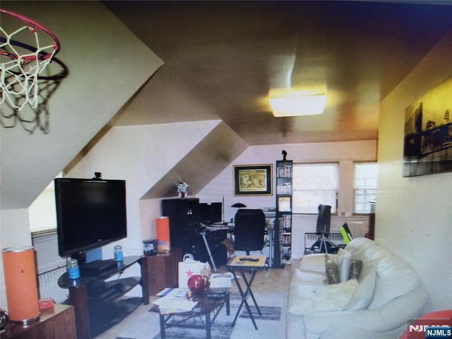 201 Hussa St, House other with 3 bedrooms, 2 bathrooms and null parking in Linden NJ | Image 16