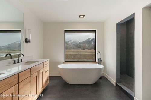 2055 Log Cabin Clb Road, Jackson, WY, 83001 | Card Image