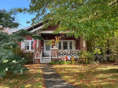 221 Summer St, North Dighton, MA, 02764-1318 | Card Image