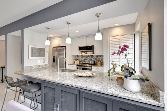 405 Brackenwood Ln S, Condo with 2 bedrooms, 2 bathrooms and null parking in Palm Beach Gardens FL | Image 14