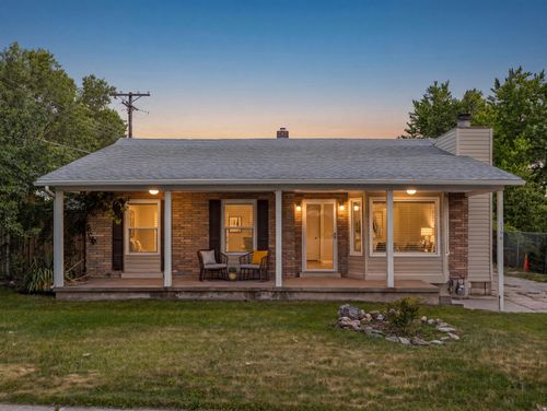 396 E 700 S, Centerville, UT, 84014-2563 | Card Image
