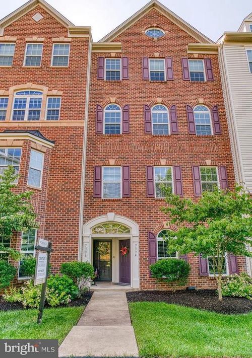 7396 Brunson Cir, GAINESVILLE, VA, 20155-4906 | Card Image